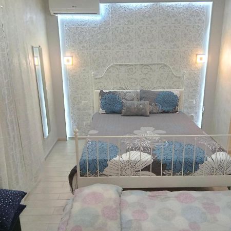 Rosilienza Suites Private Spa, Patio Garden Free Trasfer To & From Airport Fiumicino Buitenkant foto