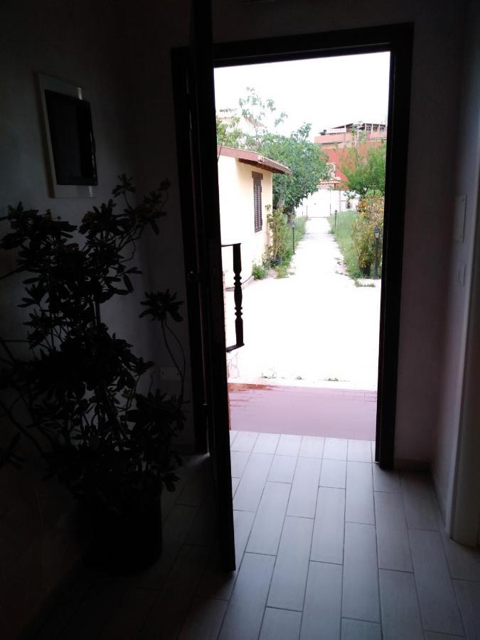 Rosilienza Suites Private Spa, Patio Garden Free Trasfer To & From Airport Fiumicino Buitenkant foto