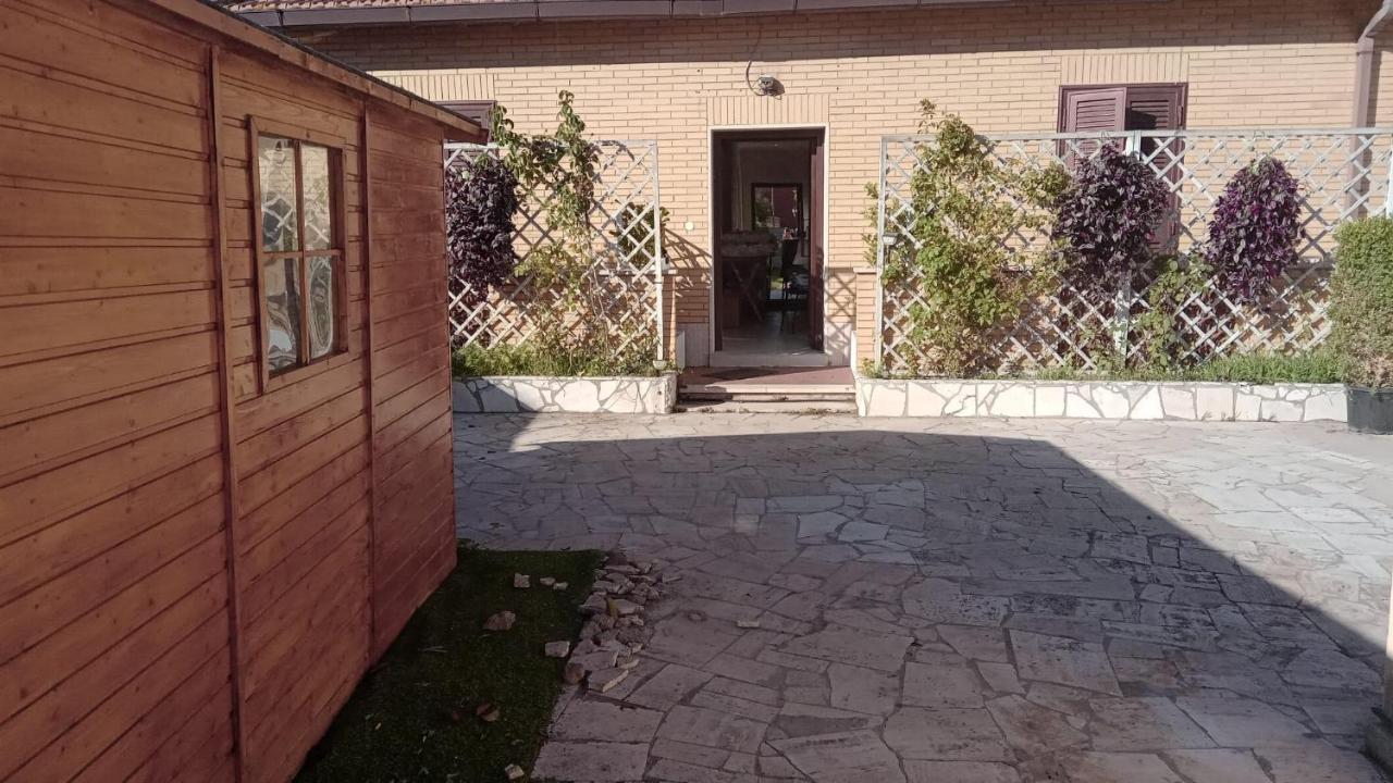 Rosilienza Suites Private Spa, Patio Garden Free Trasfer To & From Airport Fiumicino Buitenkant foto
