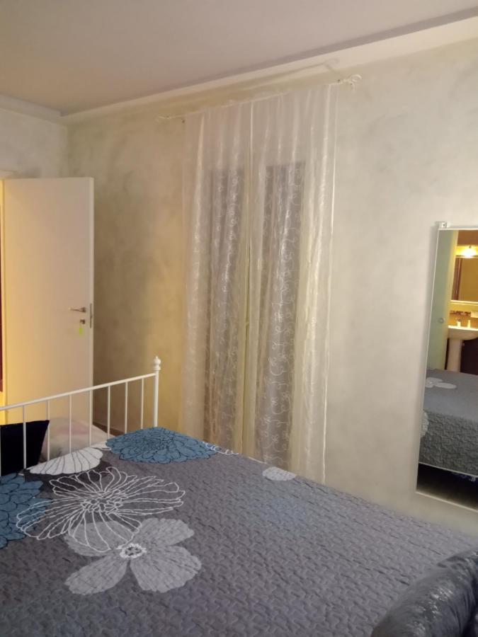 Rosilienza Suites Private Spa, Patio Garden Free Trasfer To & From Airport Fiumicino Buitenkant foto